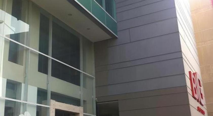 U Stay Hotel Mangga Besar Jakarta Ngoại thất bức ảnh
