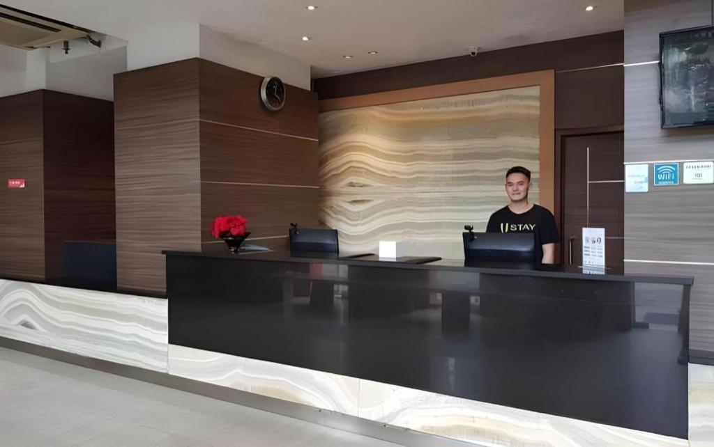 U Stay Hotel Mangga Besar Jakarta Ngoại thất bức ảnh