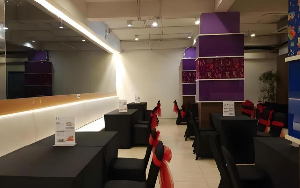 U Stay Hotel Mangga Besar Jakarta Ngoại thất bức ảnh