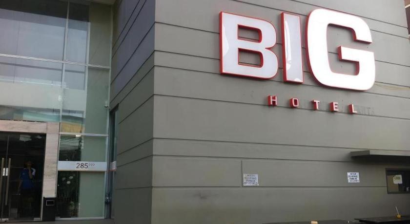 U Stay Hotel Mangga Besar Jakarta Ngoại thất bức ảnh